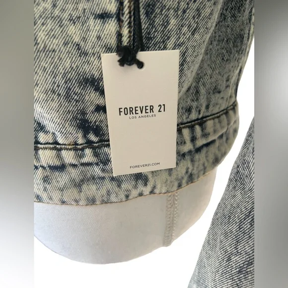 Acid Washed Denim Jacket - Picture 4 of 5